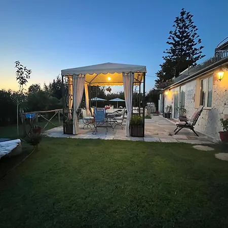Tutta 'nata Storia Apartman
